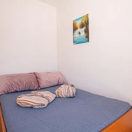 4 Bedroom Amazing In *